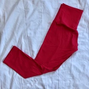 Lululemon wunder under crops high rise